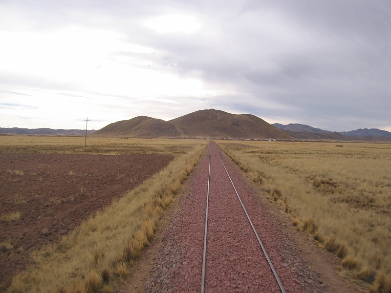 0806140018.JPG - Day 8, Saturday, June 14, enroute from Cuzco to Puna.